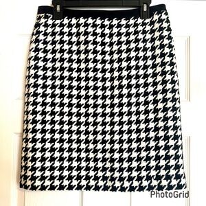 Isaac Mizrahi for Target Black and White Houndstooth Pencil Skirt